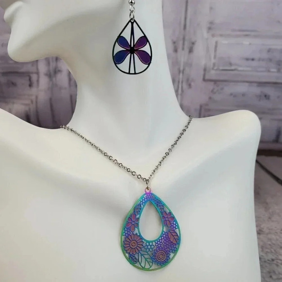 Iridescent Flower Earrings with Floral Teardrop Necklace Set - Picture 6 of 12